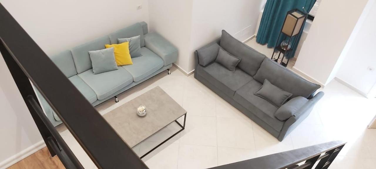 Apartament Me Qera Dublex Lungomare Vlore Exterior photo